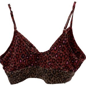 Victoria Sport pink leopard sports bra women’s size Large